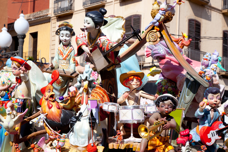 Fallas-fest-figures-on-Valencia-provincee