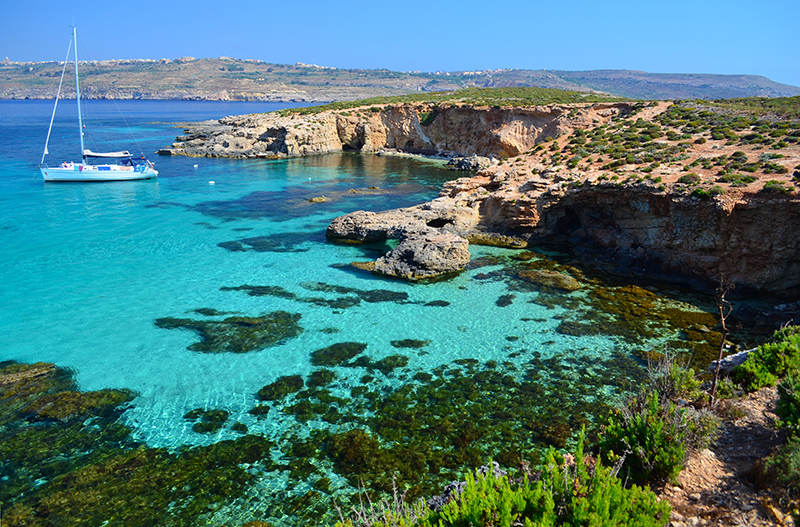 Yacht-in-Comino-Malta-res