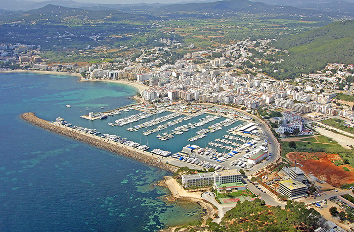 El puerto deportivo Marina Santa Eulalia
