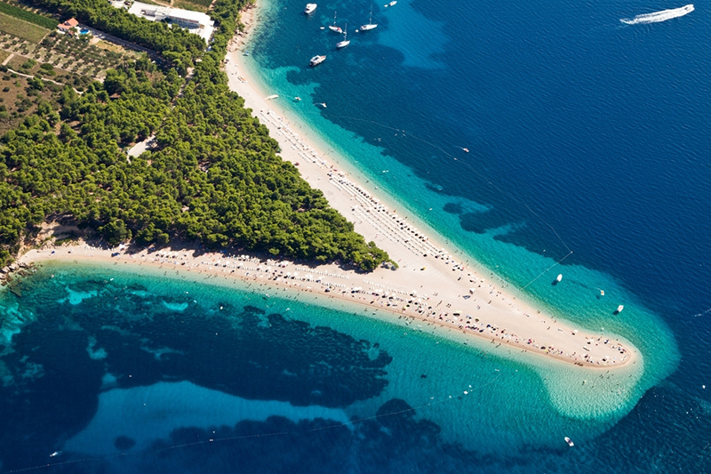 zlatni-rat-beach-in-bol-brac-island-res