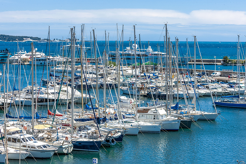 Golfe-Juan, Vallauris, Côte d'Azur,French Riviera, Alpes-Maritimes, 06, Paca, France, Europe // Europe, France, Paca, Alpes-Maritimes, 06,Côte d'azur, French Riviera, Vallauris, Golfe-Juan