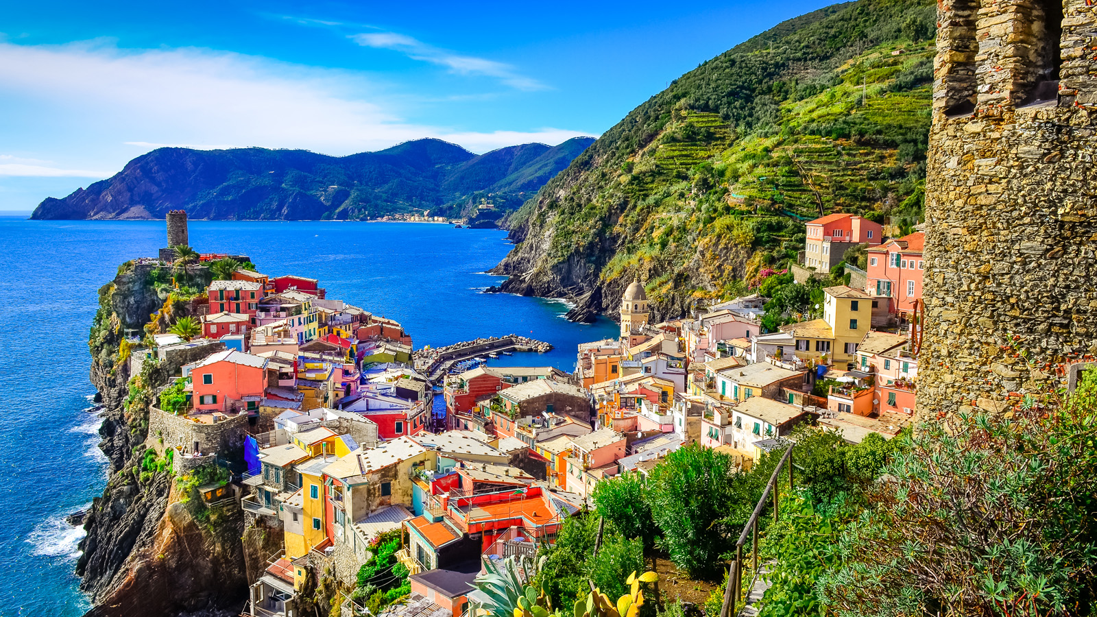Book a berth | Cinque Terre | MarinaReservation.com