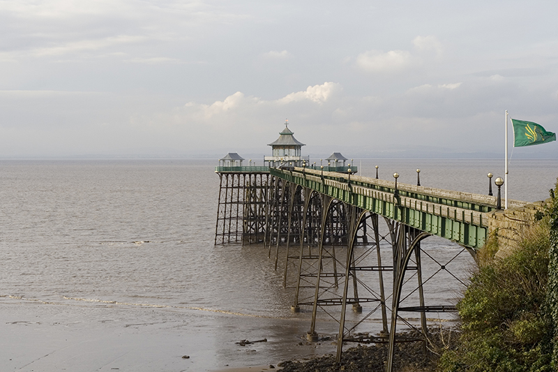 Clevedon Pier res