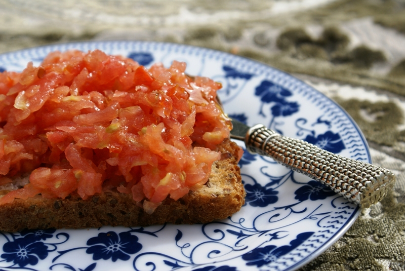 Pan tomaca dish | Photo source: lifeisazoobiscuit.com