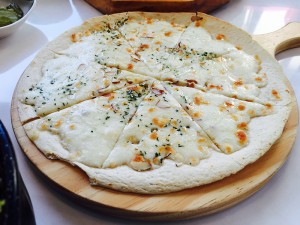 Pizza gorgonzola, Italy