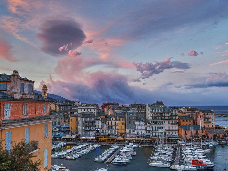 Le Vieux Port de Bastia Marina