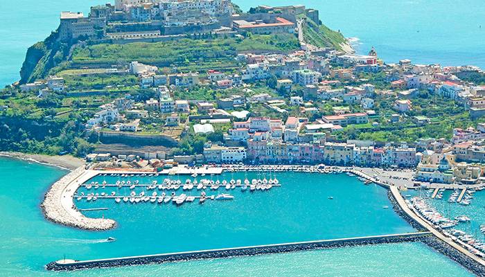 Marina di Procida reservation