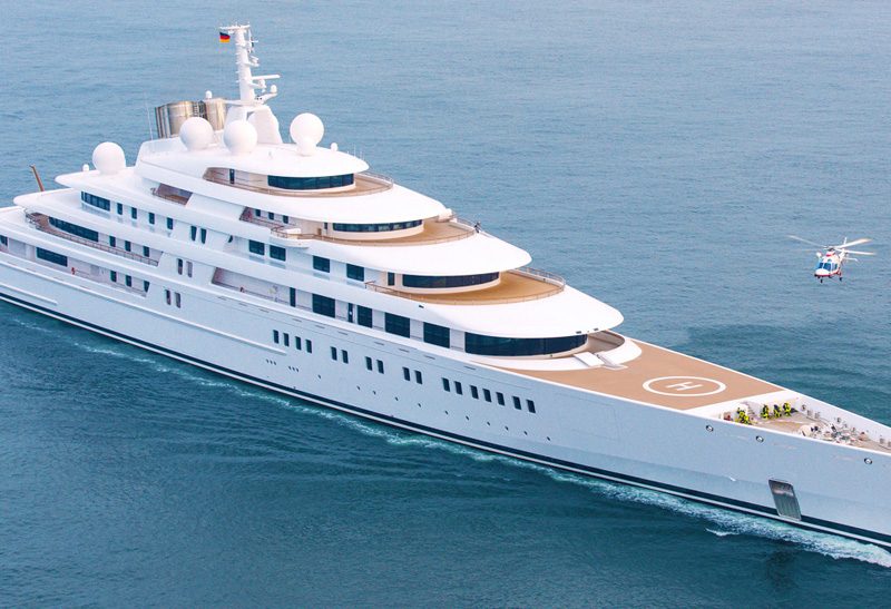 Azzam the biggest and largest yacht in the world