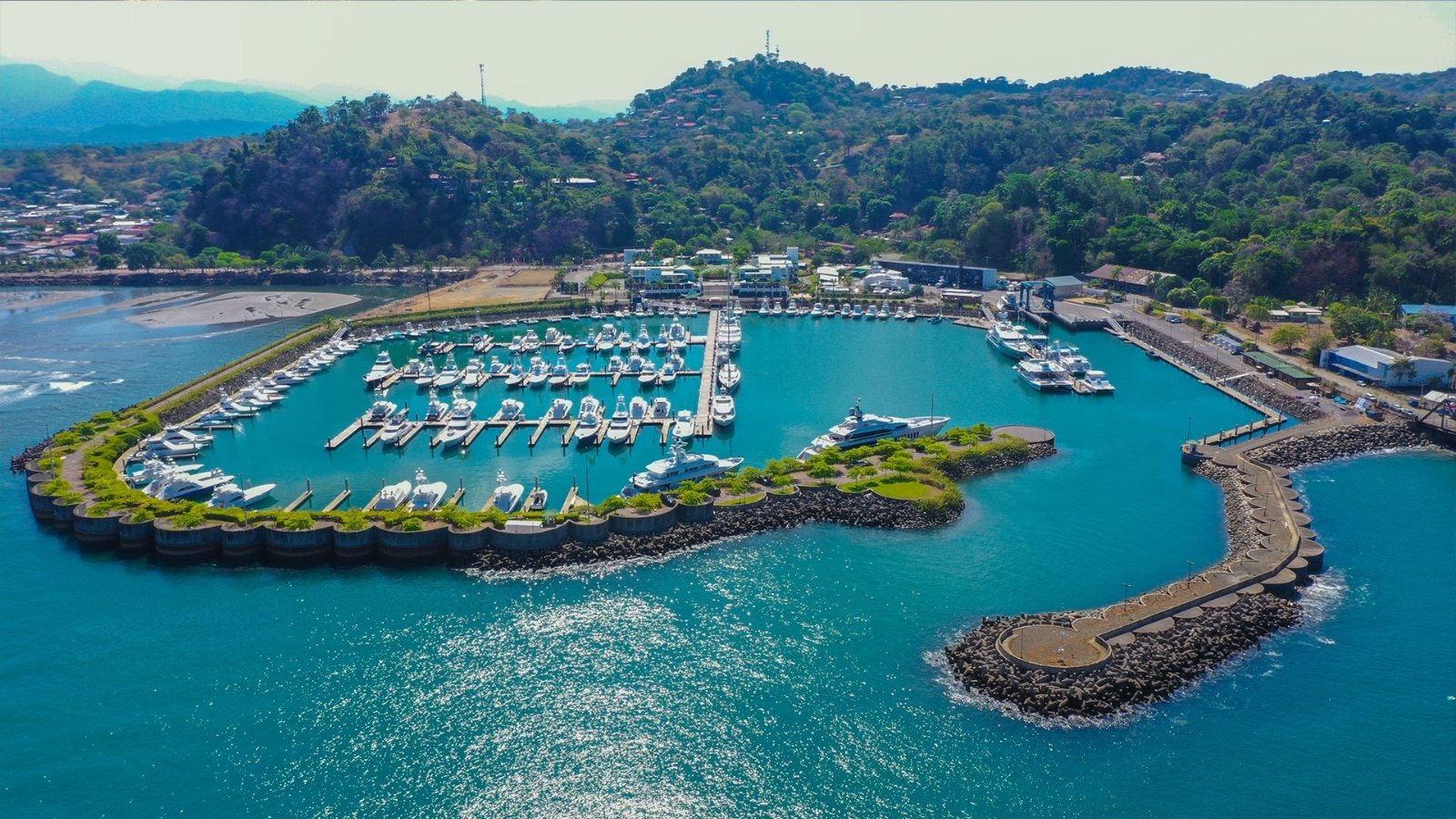 best marinas in Costa Rica