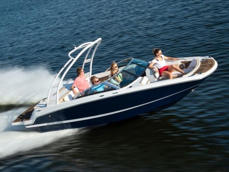 FOUR WINNS HD 200 SURF