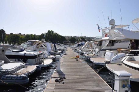 Marina di Brucoli Marina