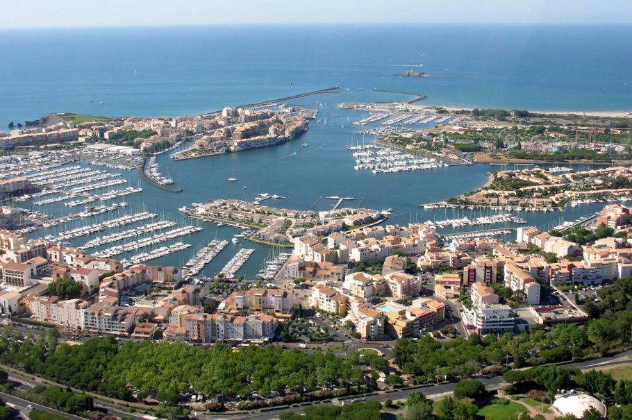 Cap d'Agde - Réservez une place de port