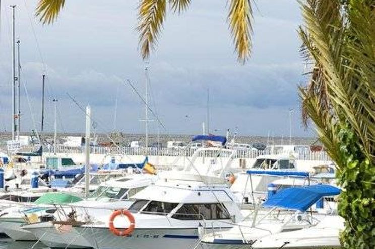 Puerto Deportivo de Caleta de Velez Marina