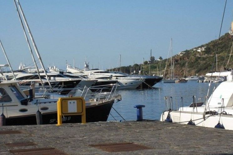 Porto delle Eolie Marina