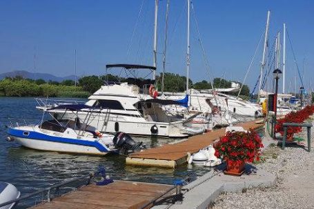 Boccadarno boat service Marina
