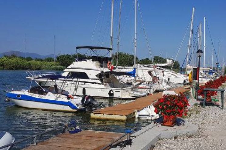 Boccadarno boat service Marina